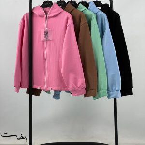 سوئیشرت کلاهدار